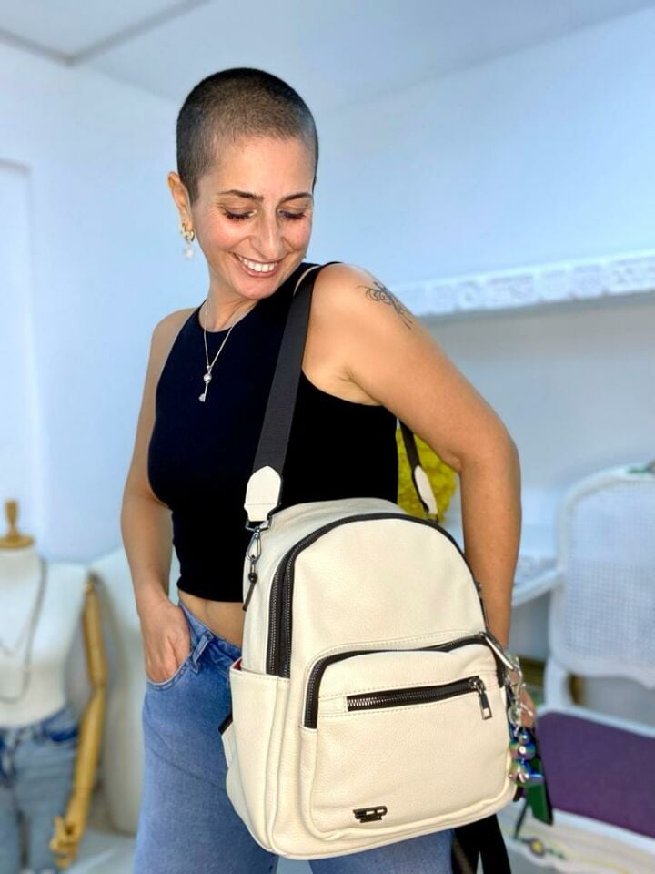 SIRT ÇANTASI