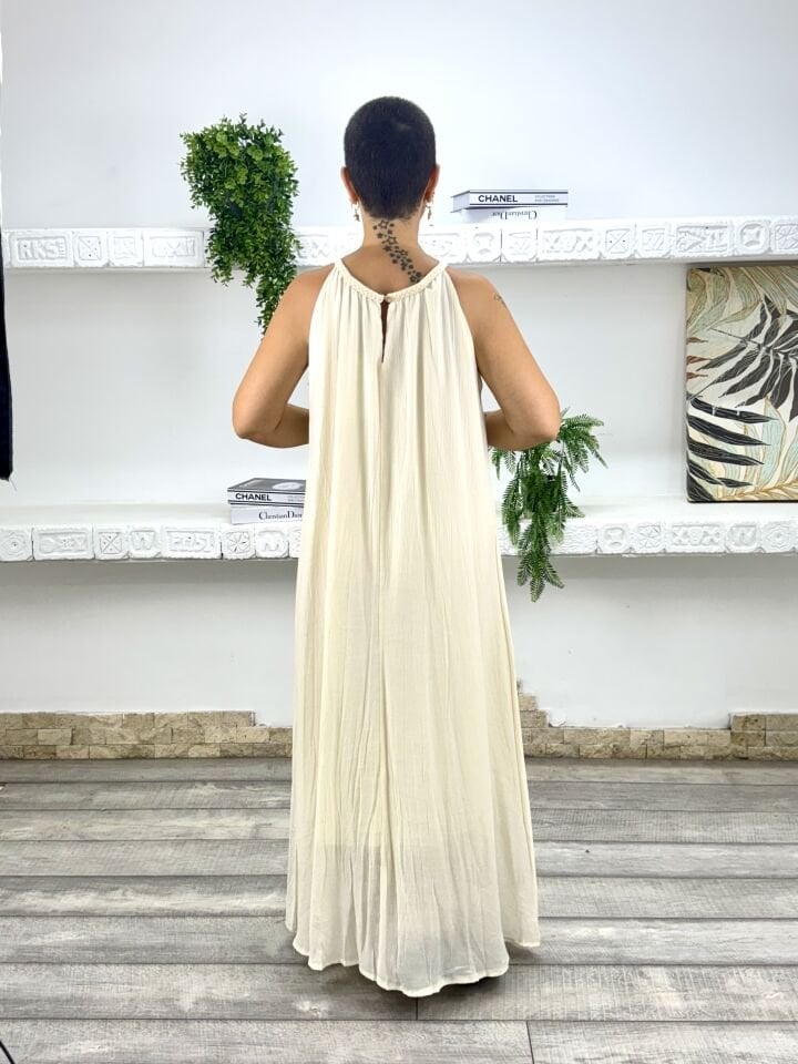 Yaka Boncuk Detaylı Pamuklu Elbise